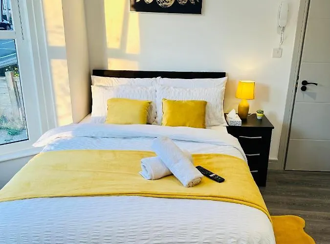 Comfy Guest House